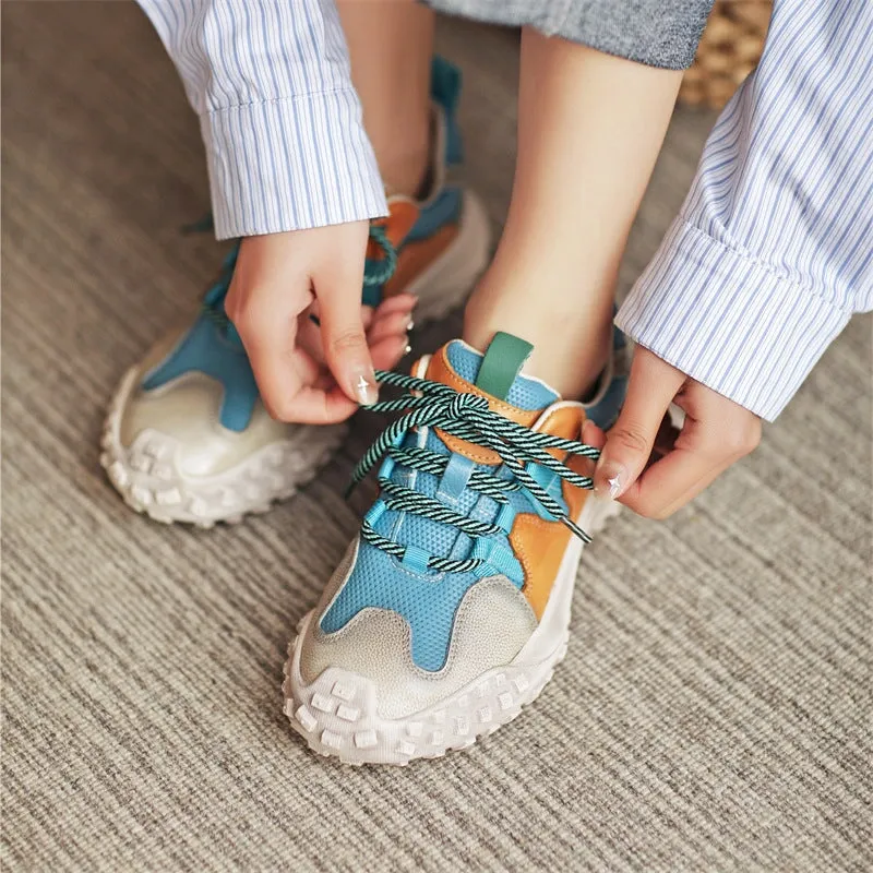 Leather Platform Sneakers for Women Tire-sole Low-top Lace Up Contrast Color in Blue/Beige