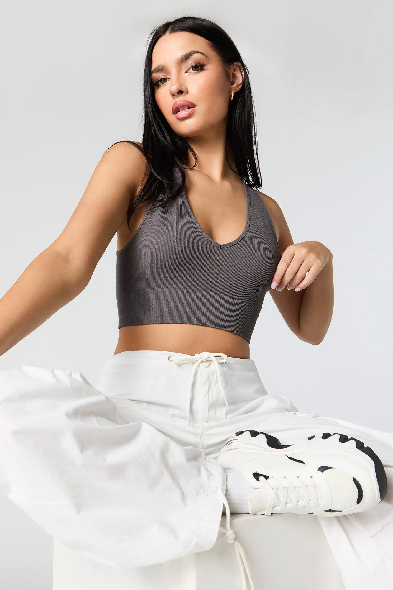 Seamless Ribbed V-Neck Cropped Tank