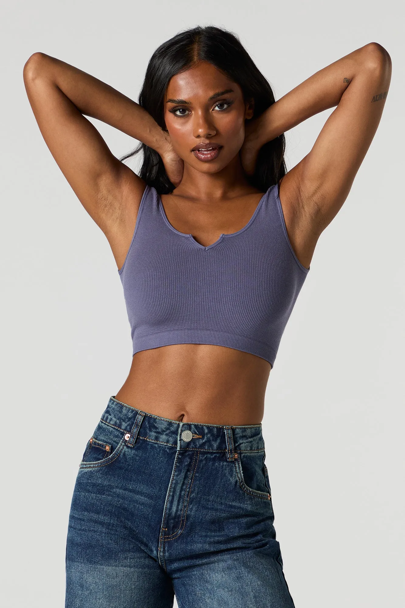 Seamless Scoop Neck Notch Cropped Tank