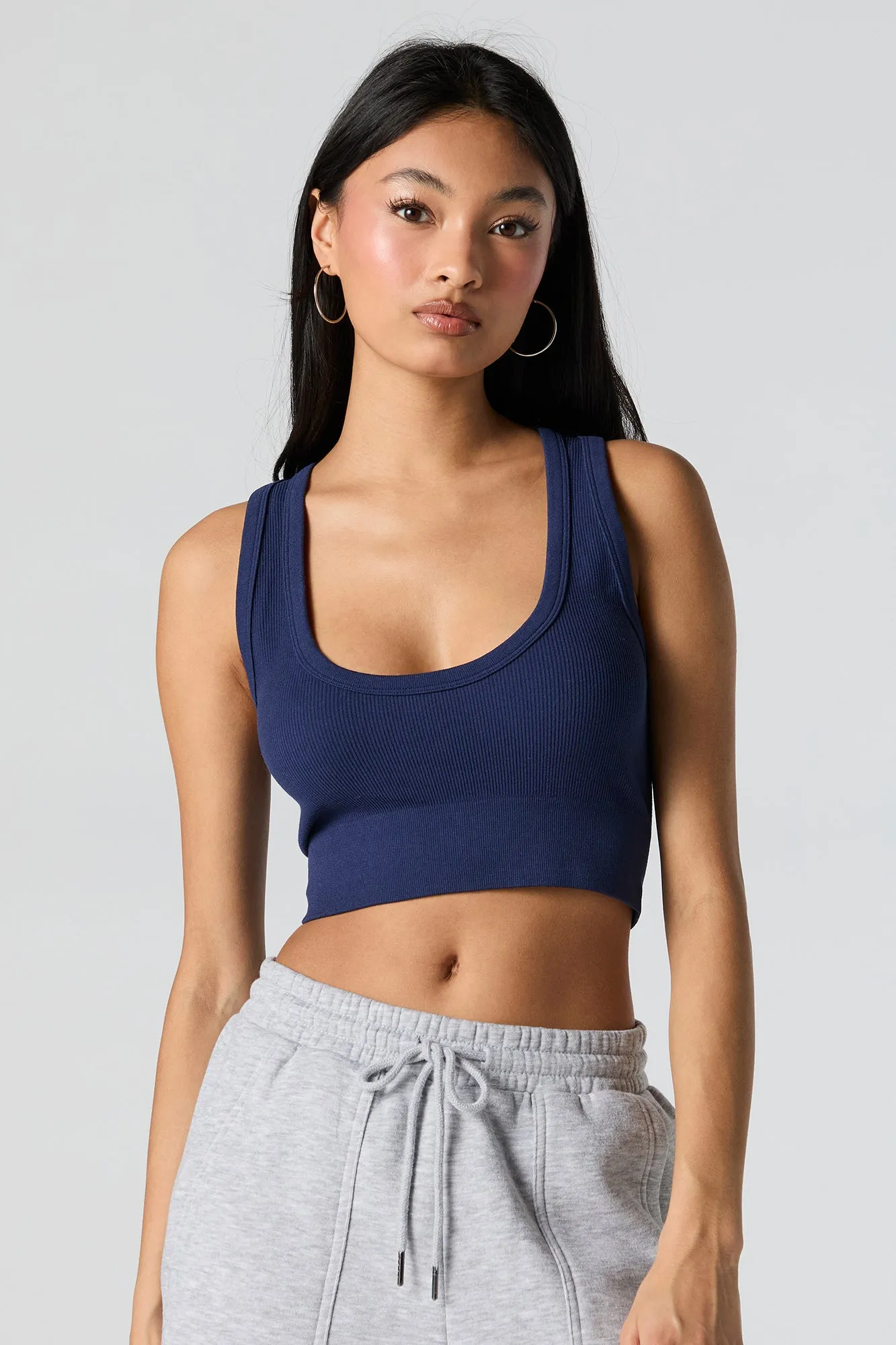 Seamless Ultra Scoop Neck Cropped Tank