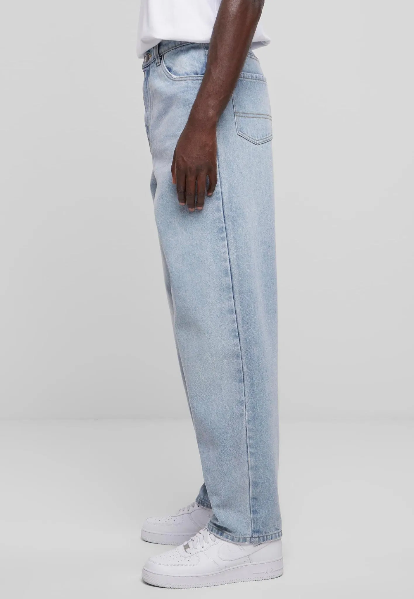 Urban Classics - Heavy Ounce Baggy Fit New Light Blue Washed - Jeans